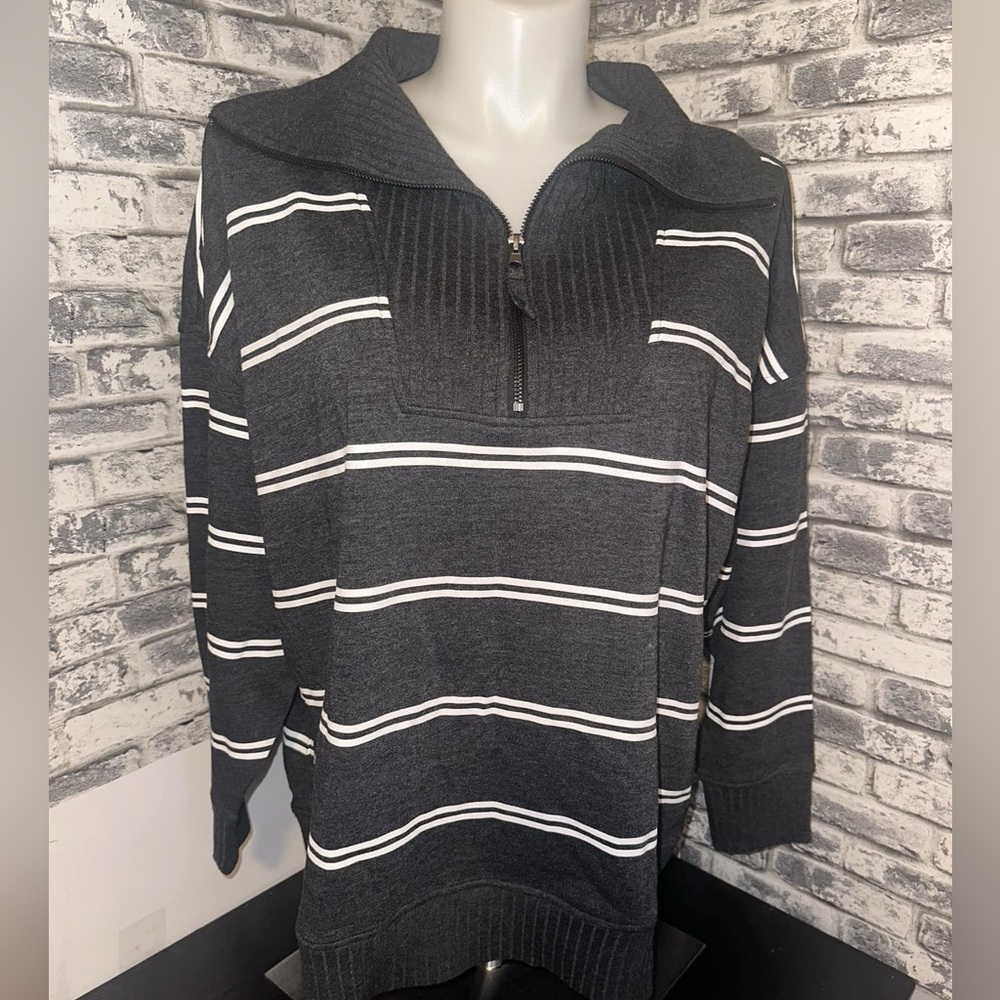 Maurice’s Striped 1/4 Zip Sweatshirt